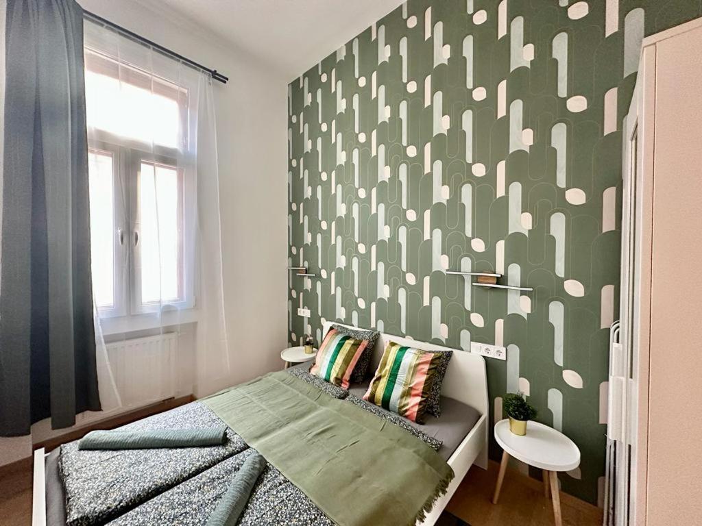 Apartment At Gozsdu Courtyard #Partyzone #Downtown #Freeparking Boedapest Buitenkant foto