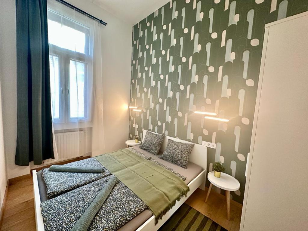 Apartment At Gozsdu Courtyard #Partyzone #Downtown #Freeparking Boedapest Buitenkant foto